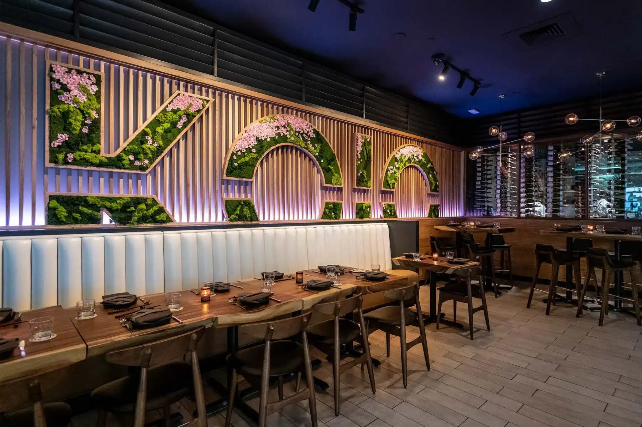 kojo+green+wall+wood+tables+sushi+restaurant